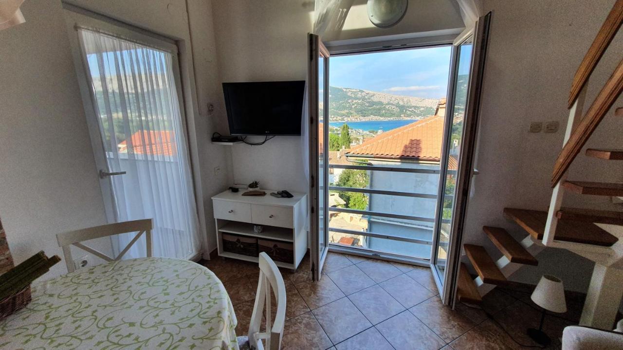 Apartment Helmut With Sea View Baska  Luaran gambar