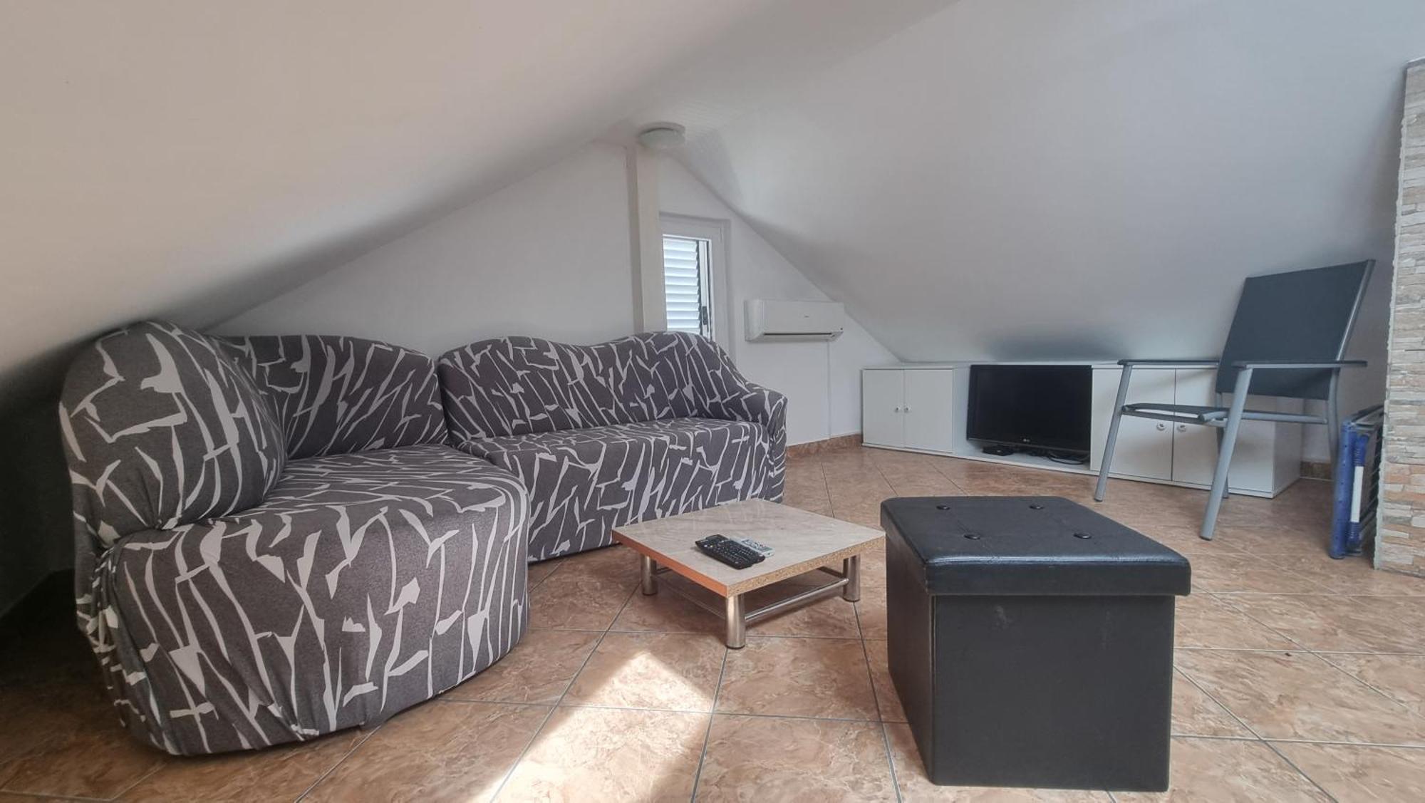 Apartment Helmut With Sea View Baska  Luaran gambar