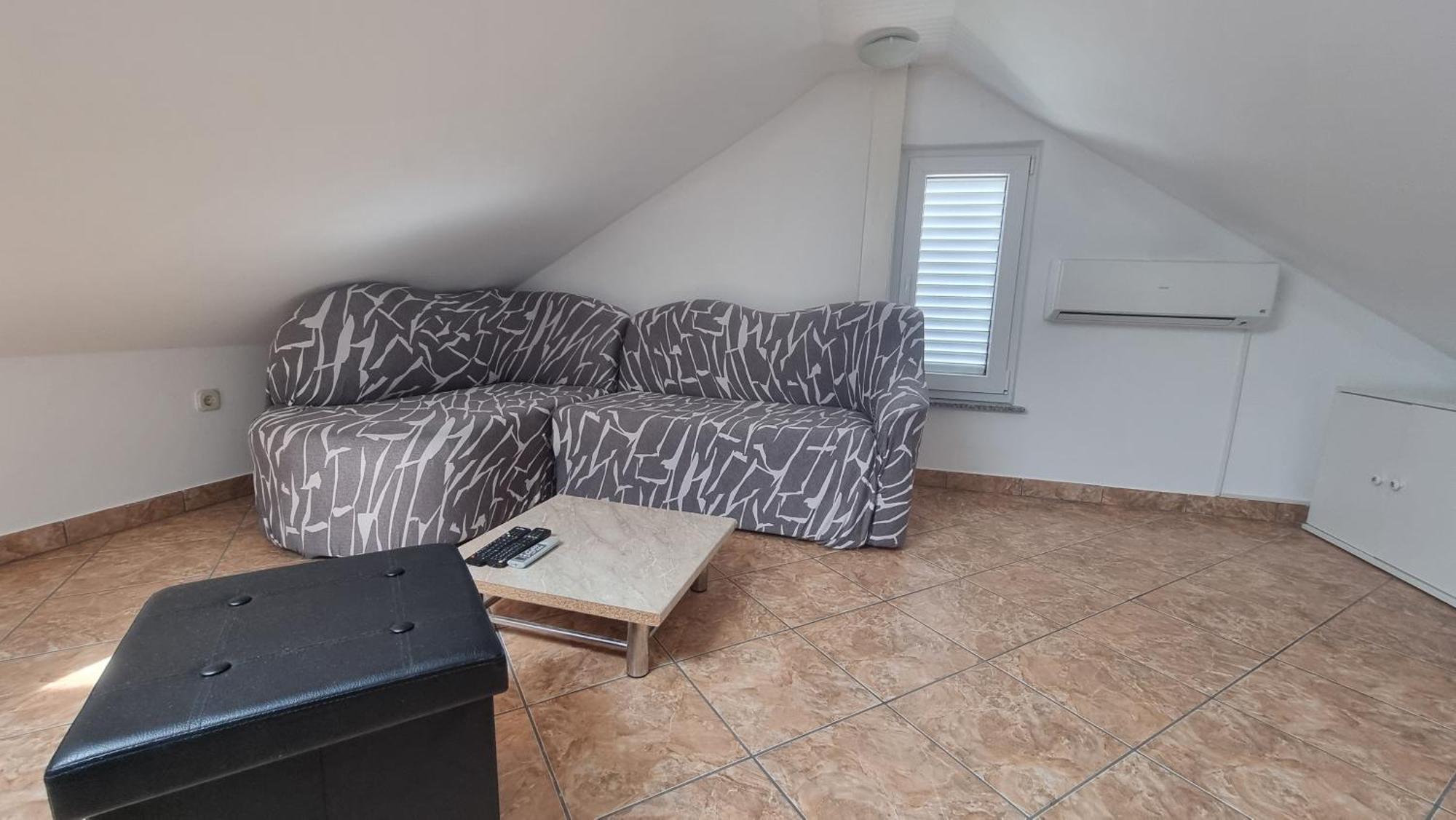 Apartment Helmut With Sea View Baska  Luaran gambar
